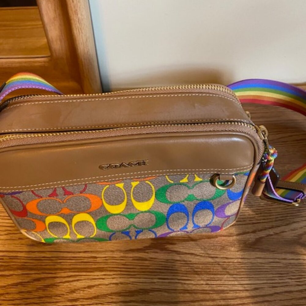 GRAHAM CROSSBODY IN RAINBOW SIGNATURE CANVAS (COACH C4007) QB/KHAKI MULTI NWOT